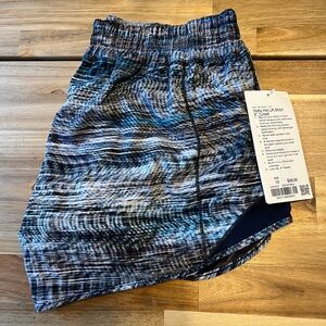 Lululemon Black and Gray Hotty Hot Shorts size 10 LR 4” NEW